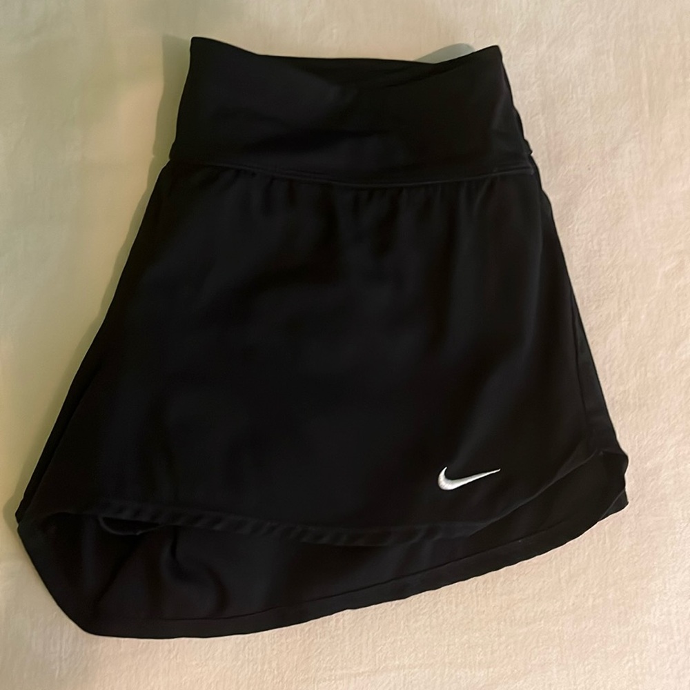 Nike dri fit black athletic shorts